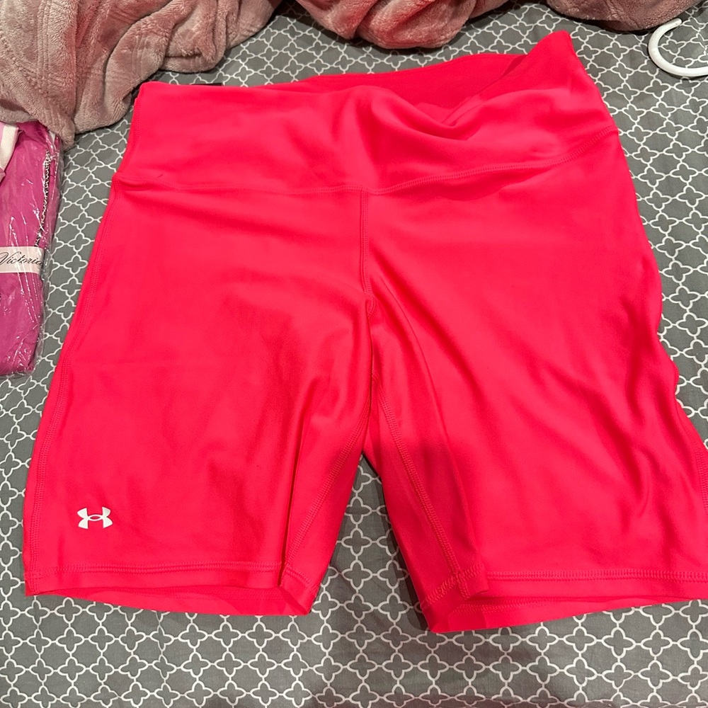 Women’s Under Armour compression biker shorts XL